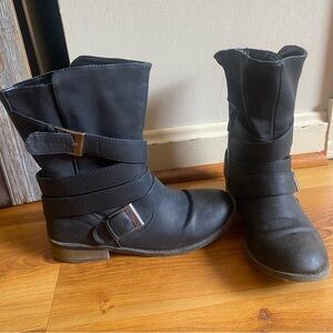 Target Black buckle short combat boots